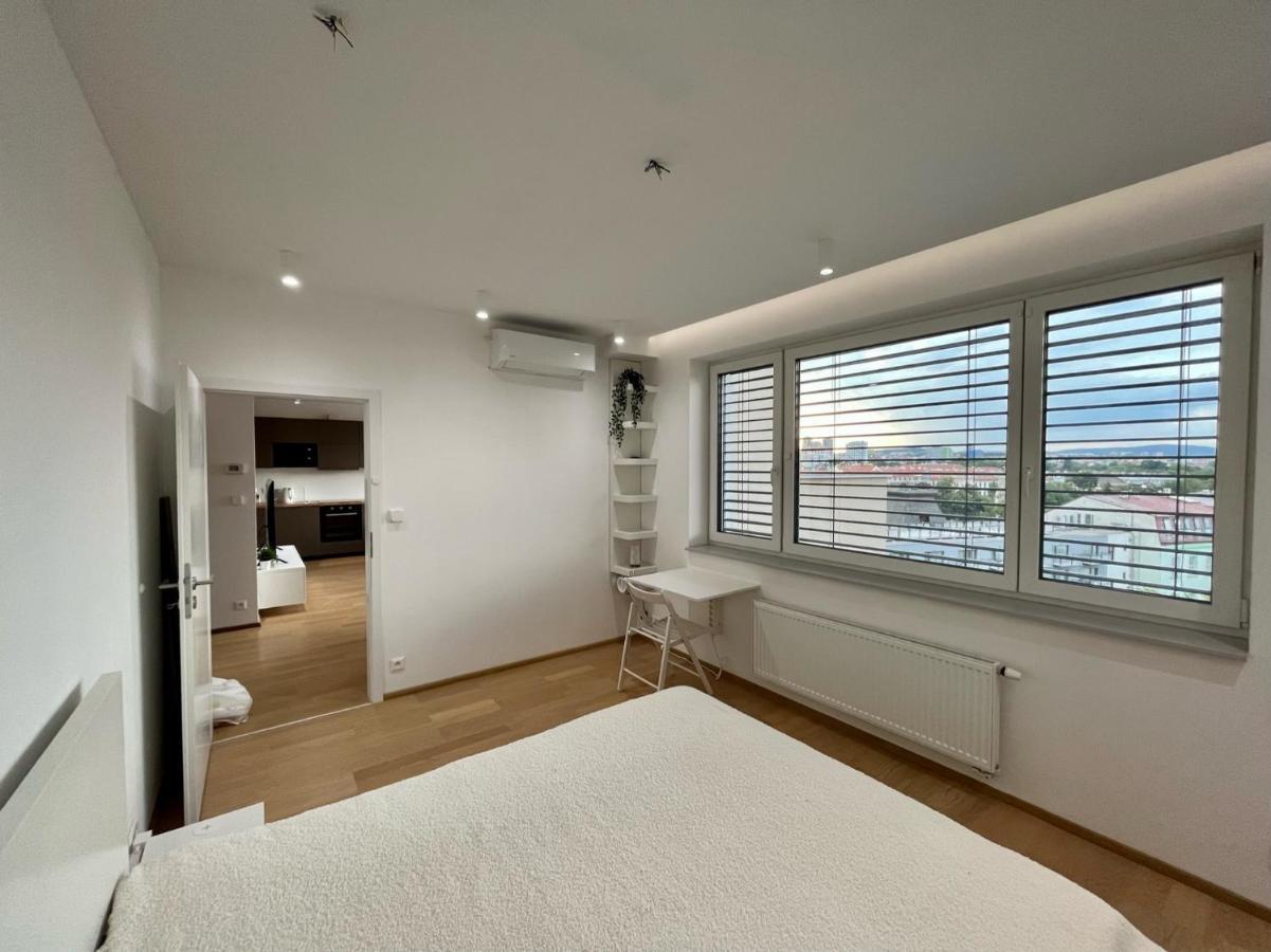 Brno City Center Apartment With Parking And A Big Terrace Exteriér fotografie